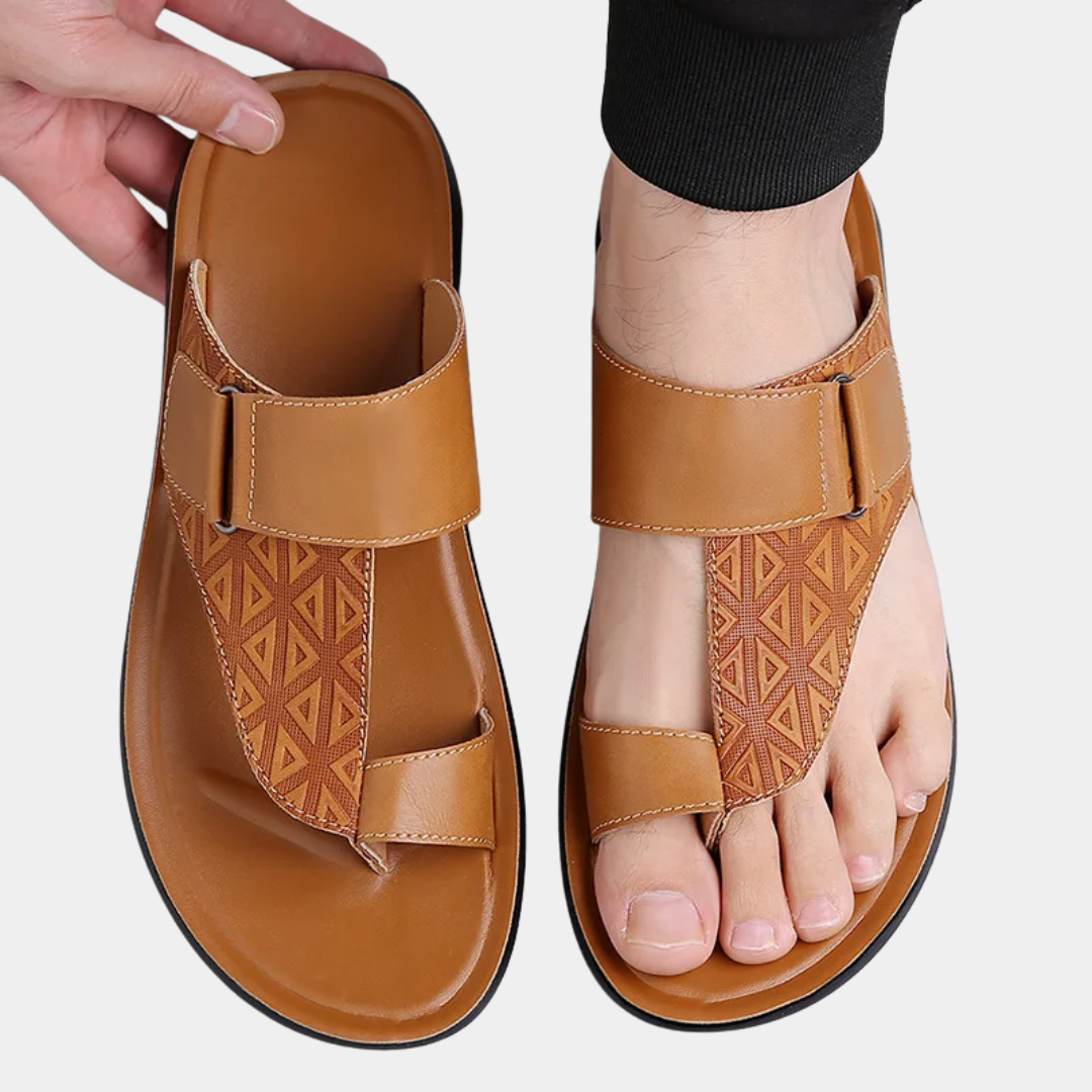 Finn | Comfort Slides